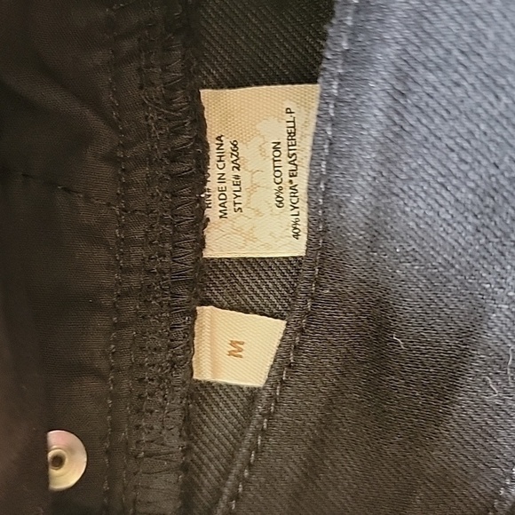 Soft Surroundings | Black Straight Leg Cropped Pull-on Waist Jeans - Picture 5 of 6